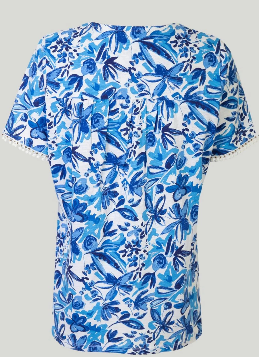 "Isle Women's Floral Print Top - Stylish Casual Blouse for Everyday Wear"
