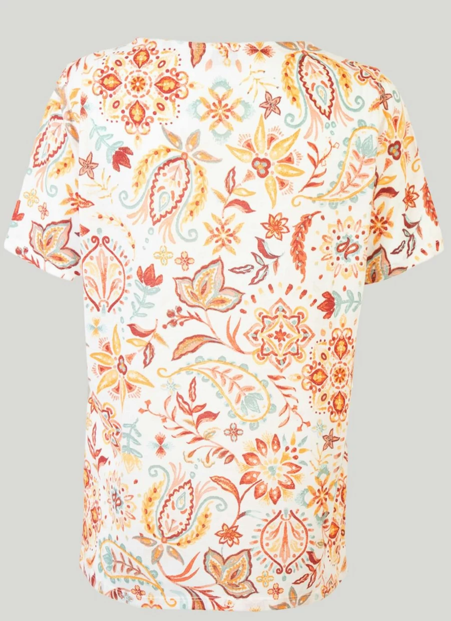 Isle Women's Graphic Print T-Shirt - Stylish Casual Tee for Everyday Wear