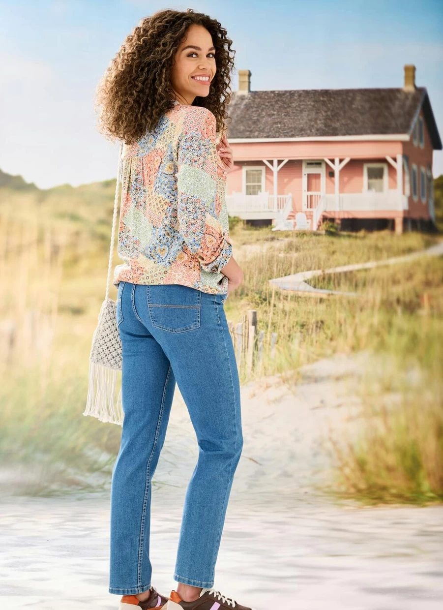 "Country Rose Women's Dark Wash Jeans - Classic Fit Denim Pants"