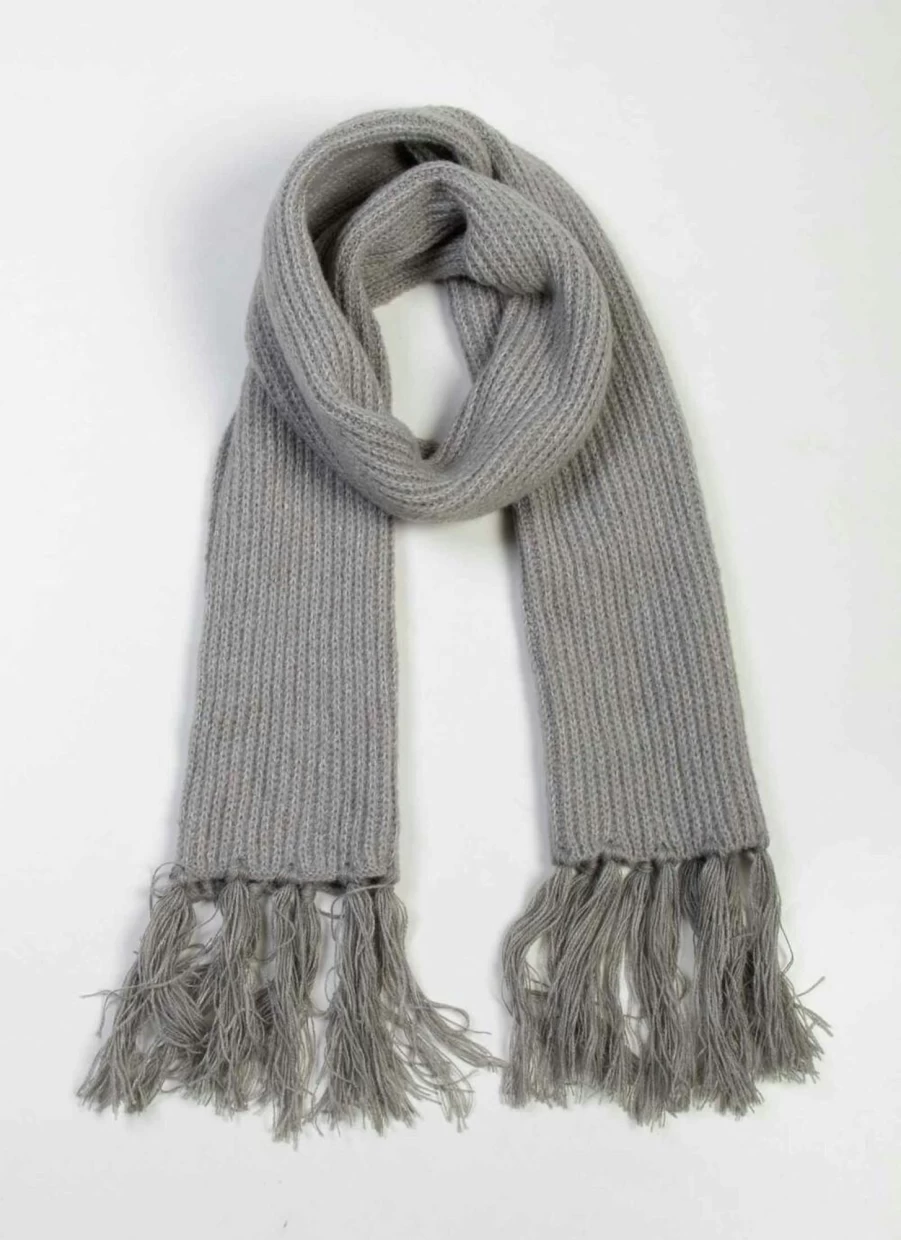 "Isle Women's Knitted Tassel Scarf - Soft Winter Fashion Accessory"