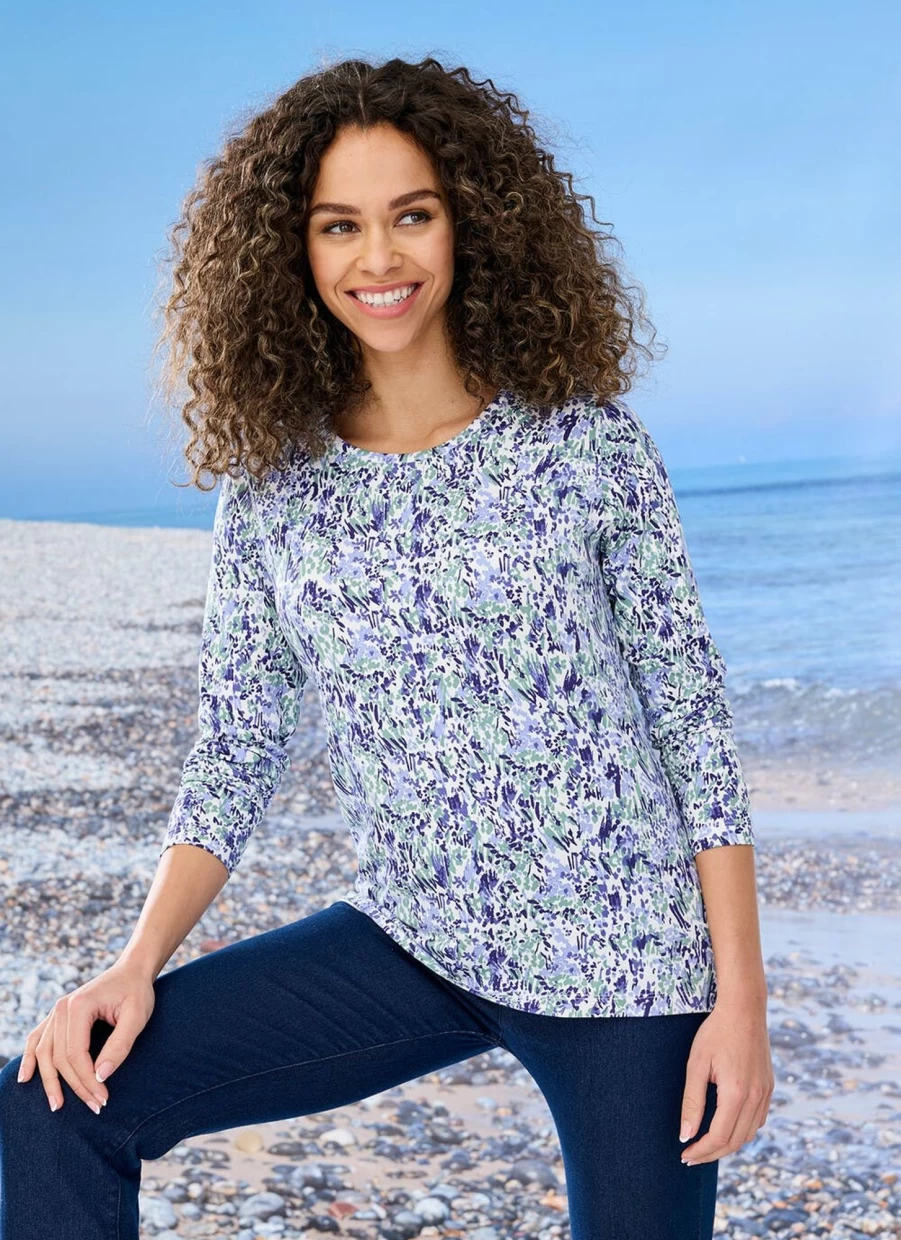 Country Rose Women's Floral Printed Thermal Top for Winter Warmth