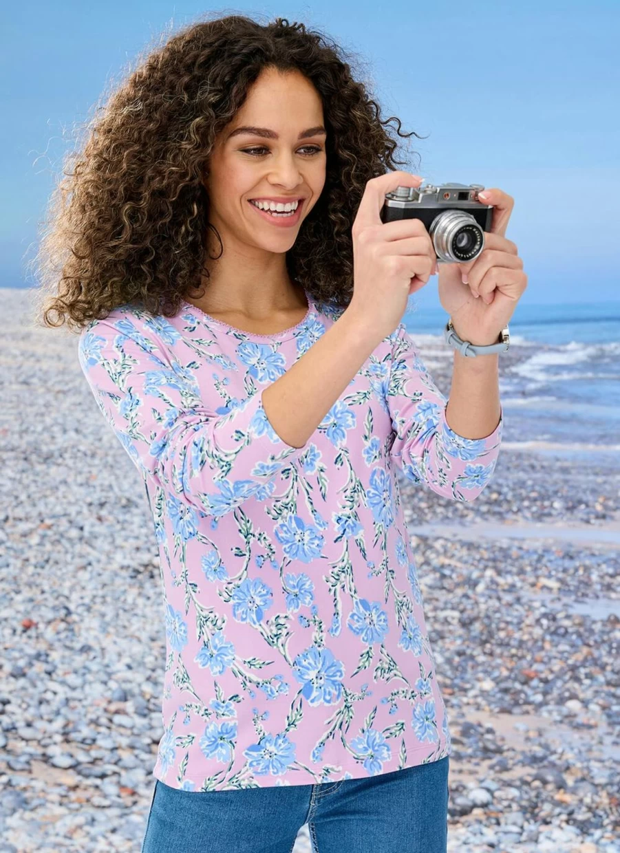 Country Rose Women's Floral Printed Thermal Top for Winter Warmth